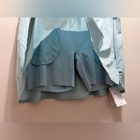 Nike Dri-FIT Bliss Mid-Rise Training Skort XXL - Picture 4 of 8